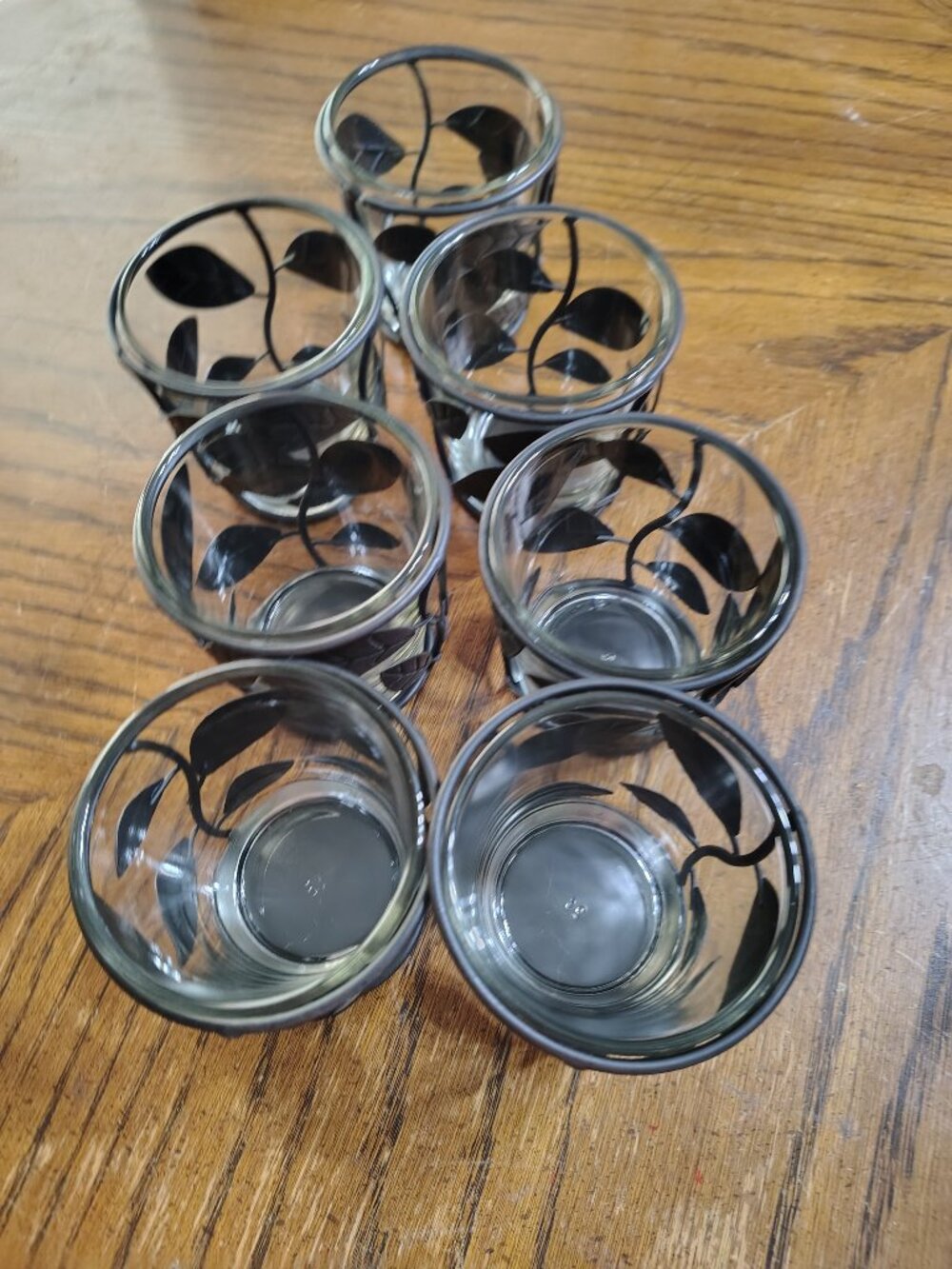 Set of 7 Black Metal Leaves Candle Holders- about 4inches